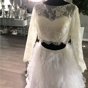Lace and Tulle Bridal Gown New